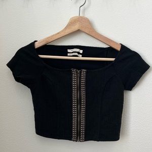 UO black zip cropped top Small